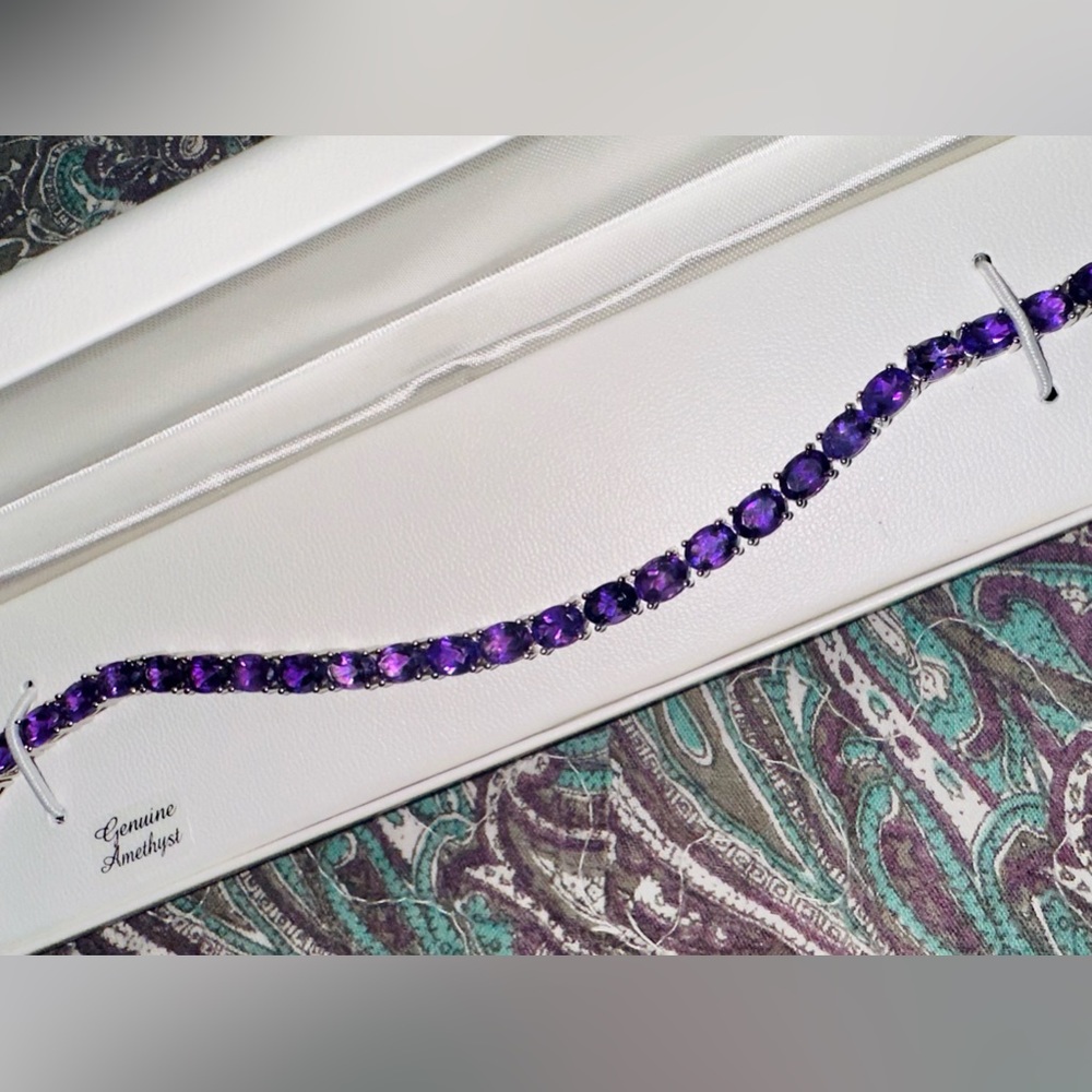 Genuine 15 carat Amethyst Bracelet 925